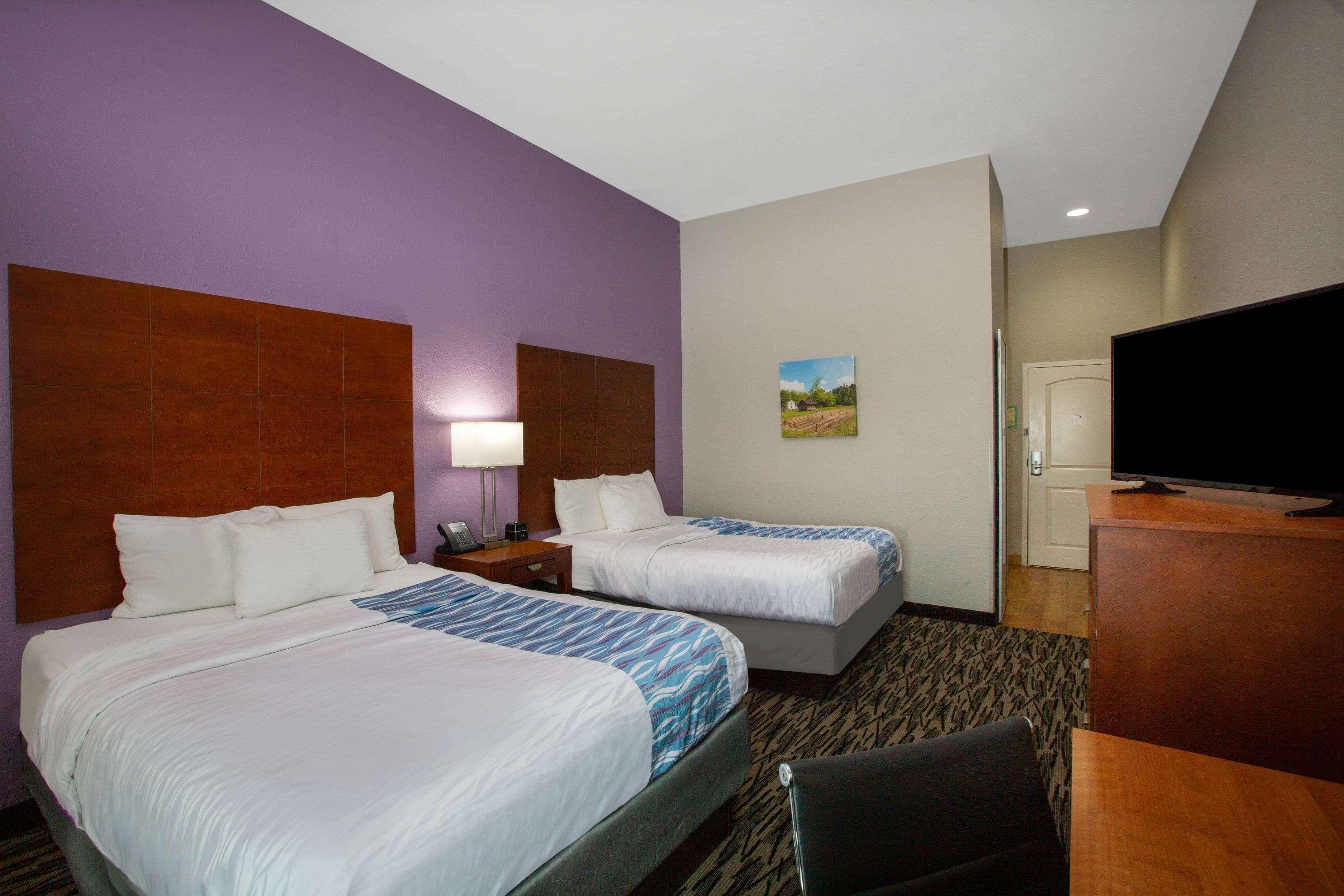 La Quinta By Wyndham Tupelo Hotel Exterior photo